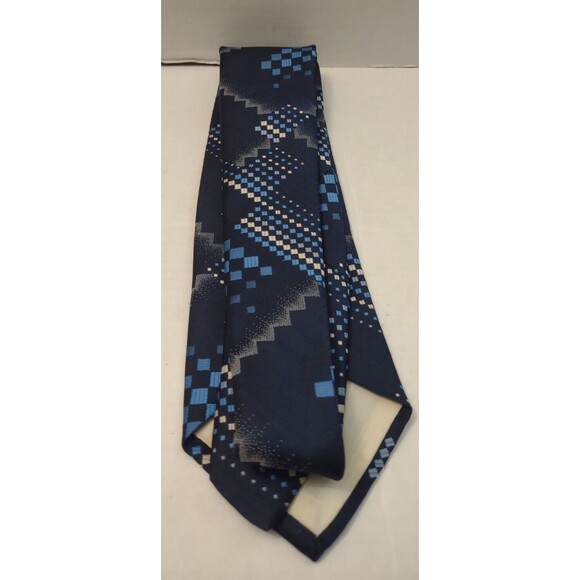 Johnny Carson Blue Geometric Polyester Necktie Vintage 70s Tie - Picture 2 of 7